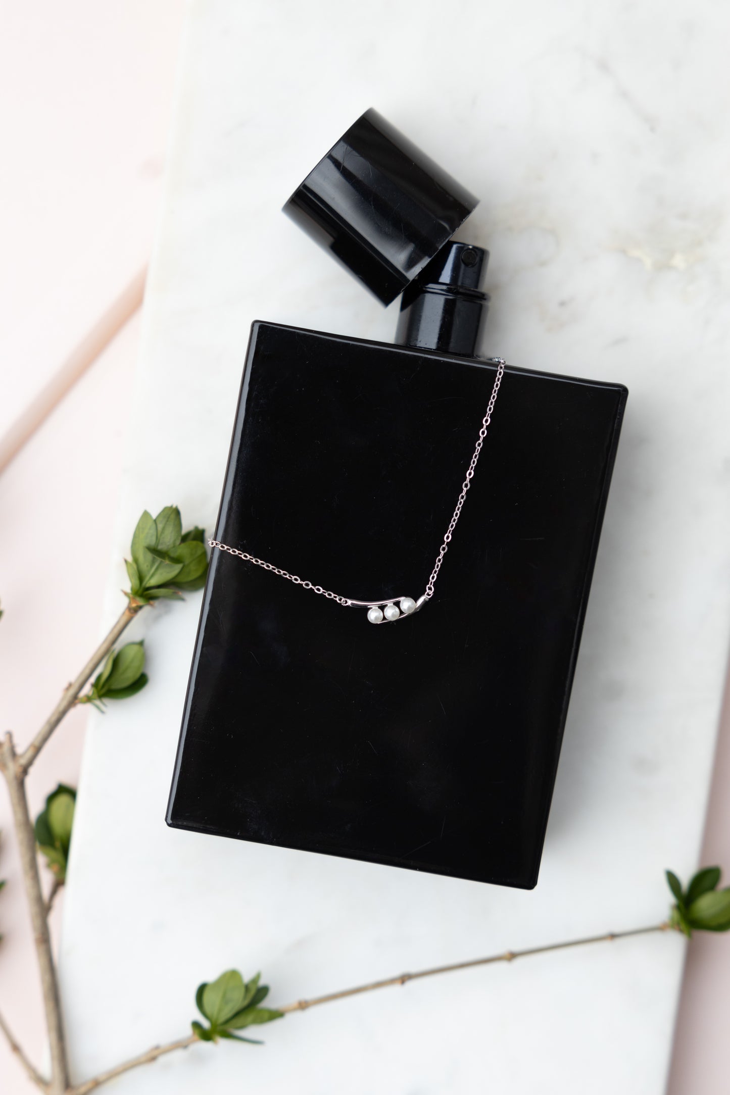 Three Pearls Necklace