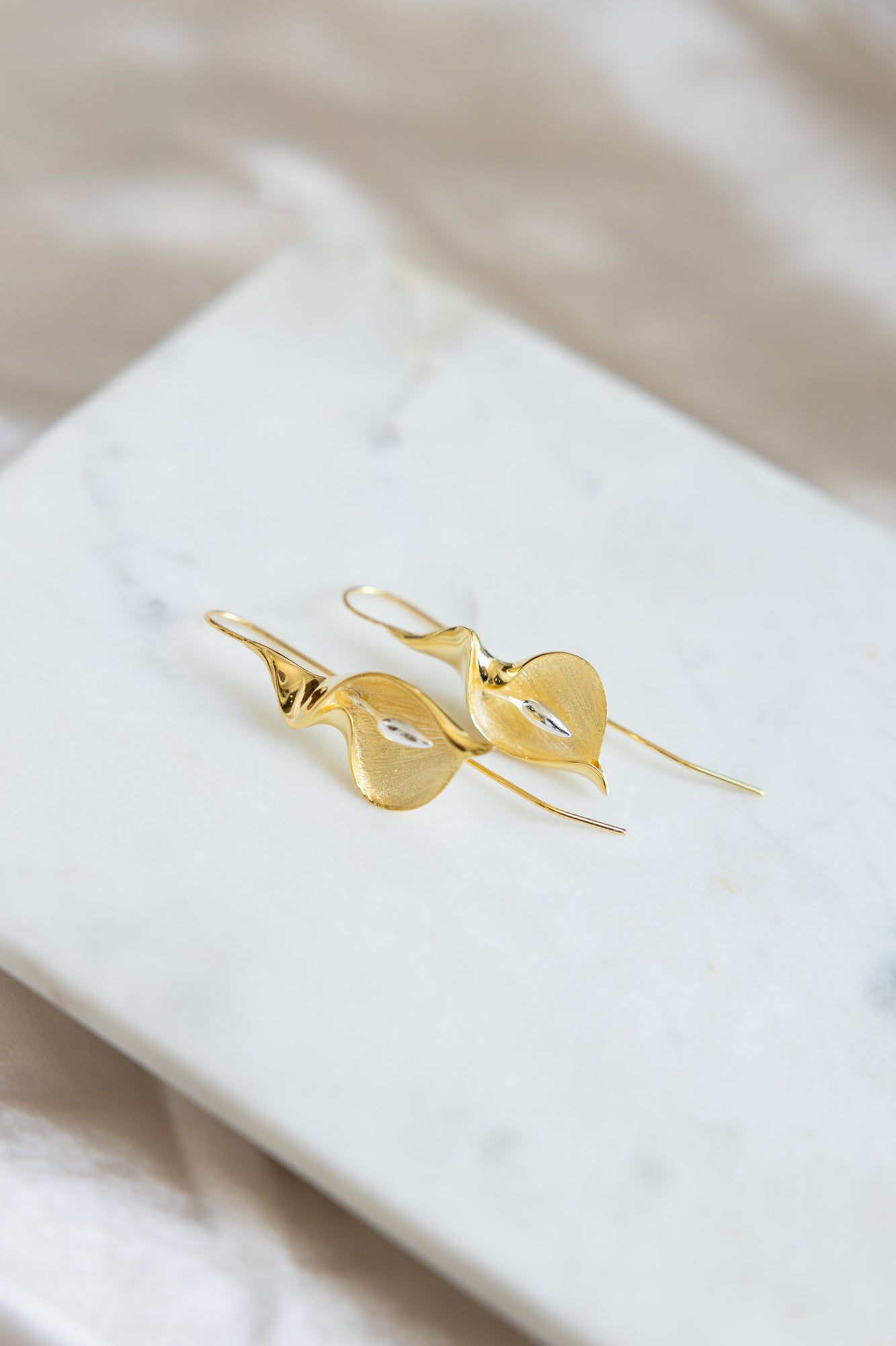 Calla Lily Flower Earrings