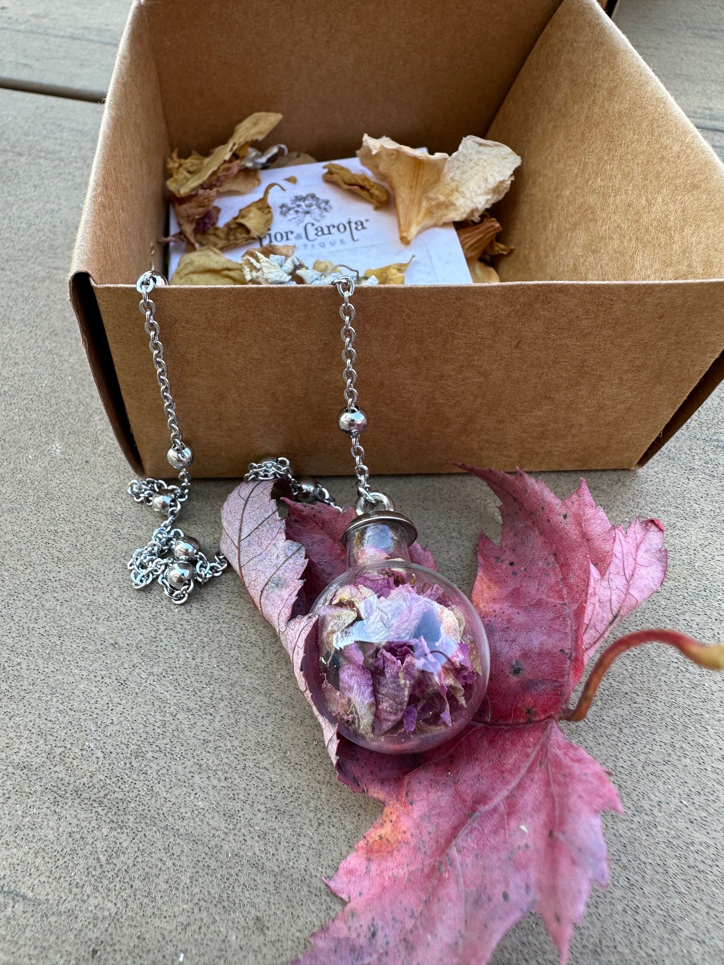 Globe of Love Glass Handcrafted Roses Necklace