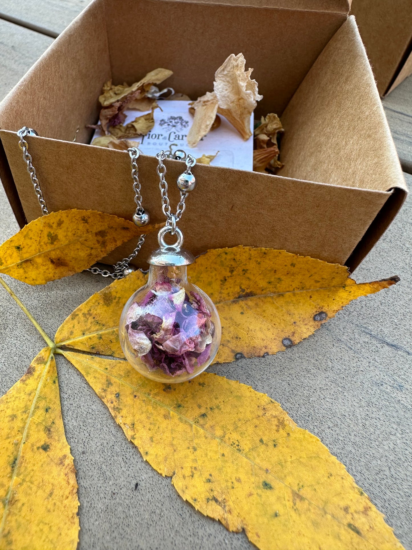 Globe of Love Glass Handcrafted Roses Necklace